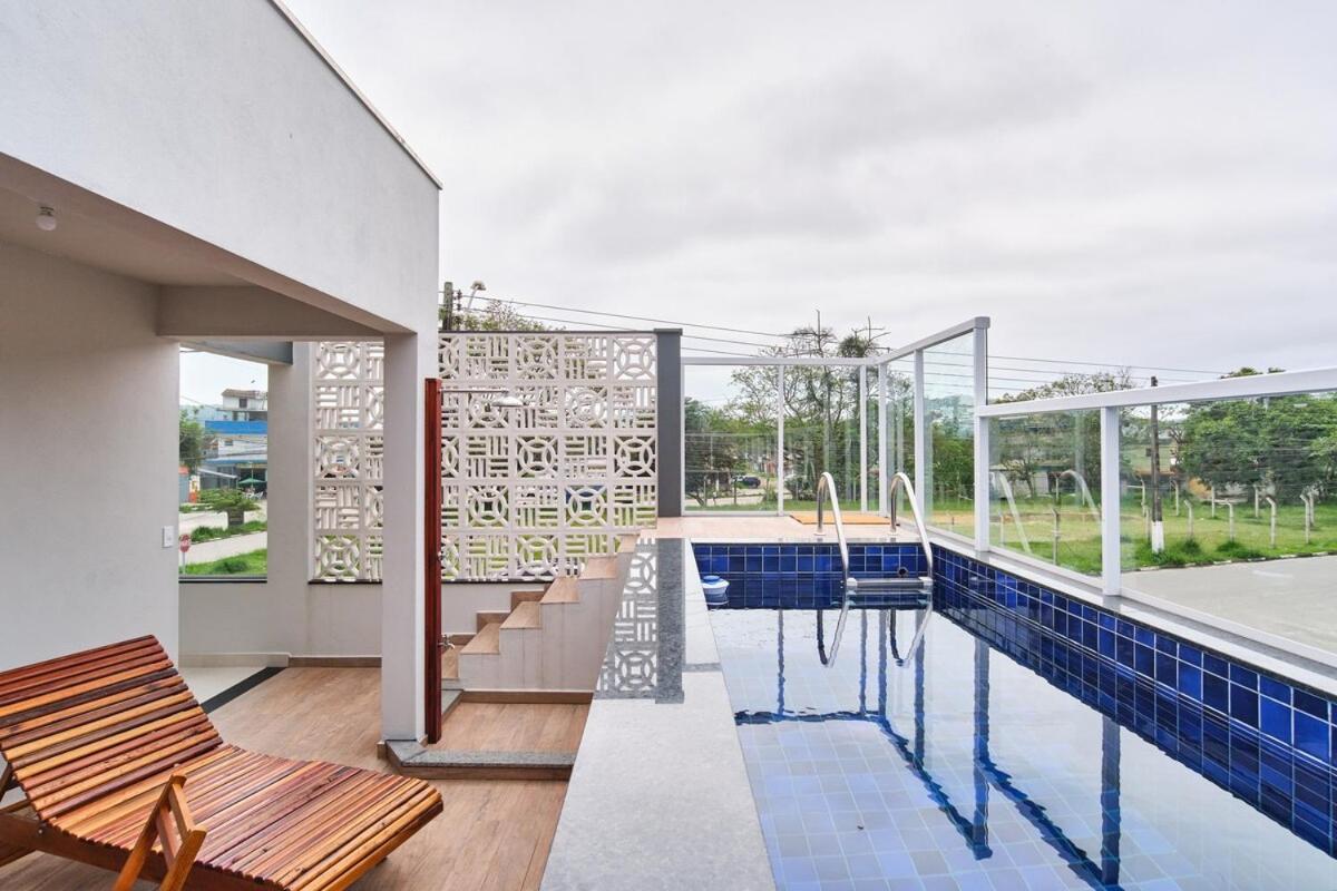Sol 1: Piscina/cozinha/ar - Apenas 600m Da Apartamento